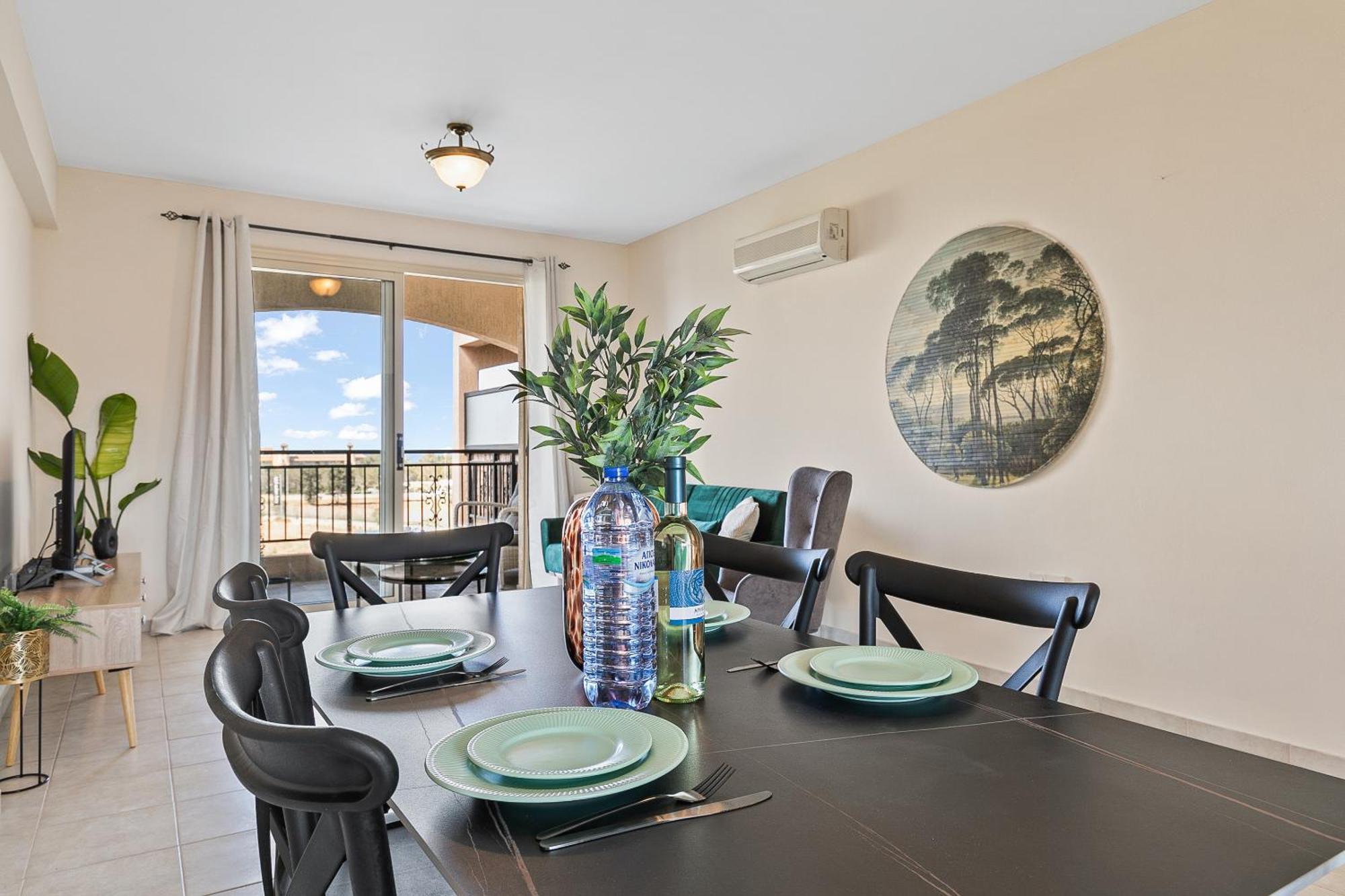 Royal Seacrest Amazing Location 2 Bed By Vichy Holidays Pafos