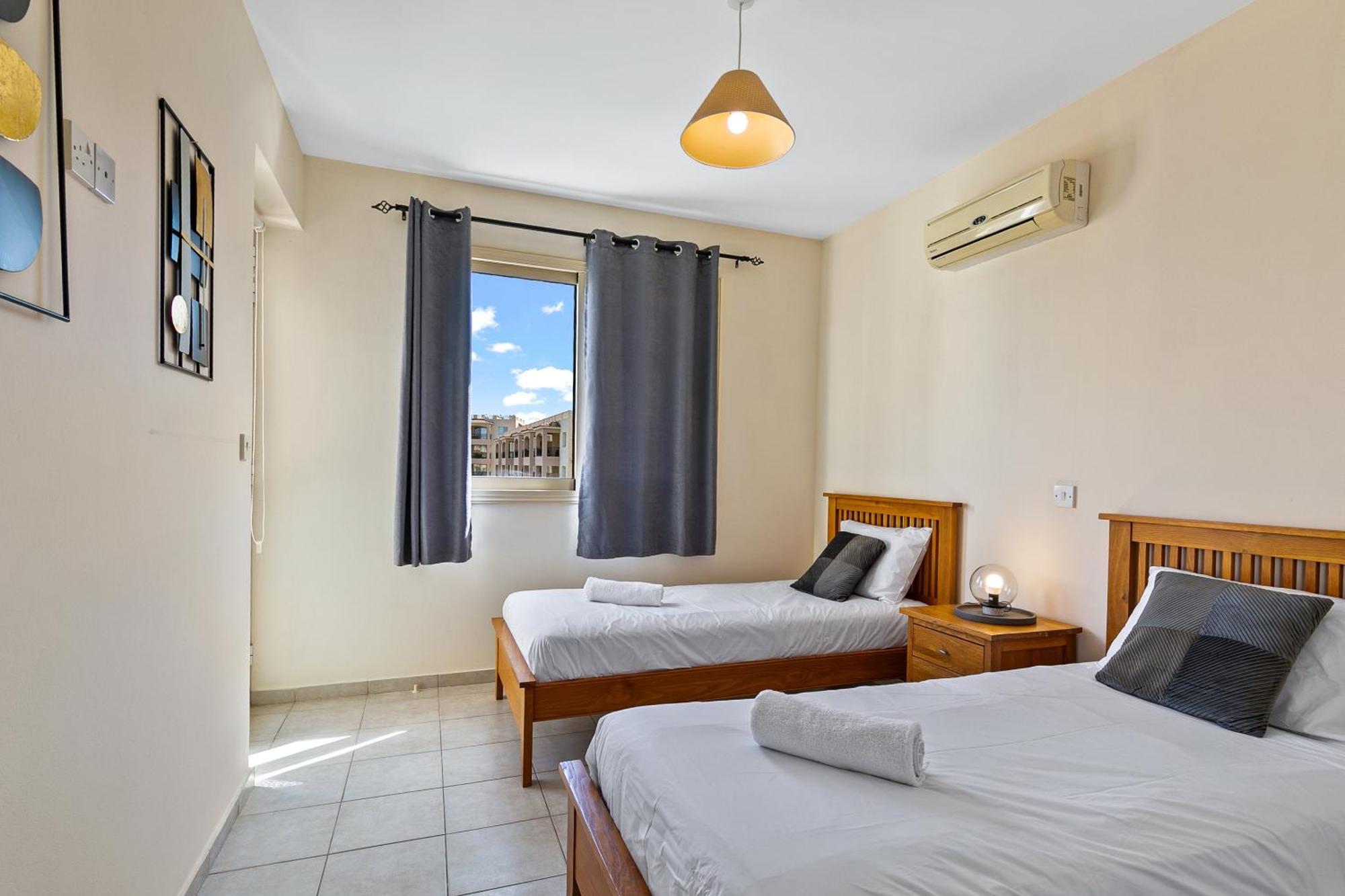 Royal Seacrest Amazing Location 2 Bed By Vichy Holidays Apartament *