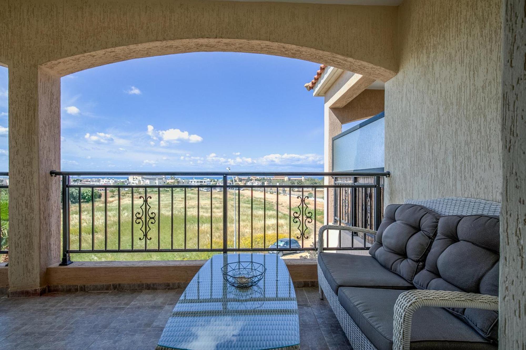 Apartament Royal Seacrest Amazing Location 2 Bed By Vichy Holidays